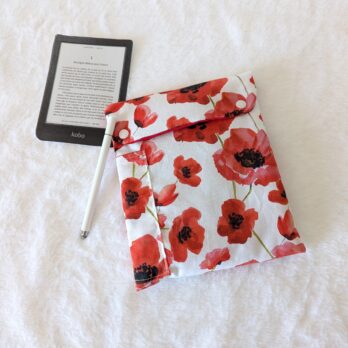 Protège liseuse , avec compartiment pour le stylet , des coquelicots