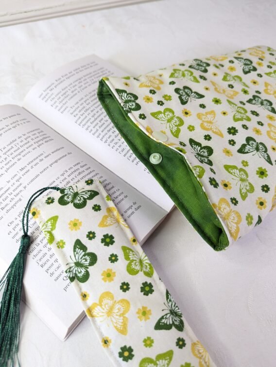 Protège livre format poche , des papillons  avec MP assorti – Image 2