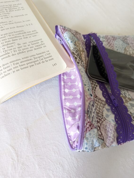 Protège livre Imperméable, format poche , avec 2 poches  zippées ,éventails japonais – Image 2