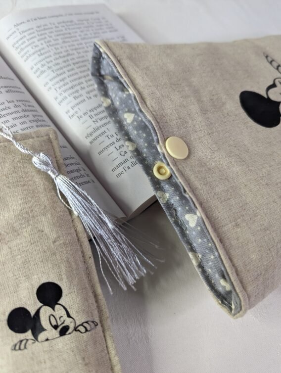 Protège livre format poche ,J'peux pas j'ai lecture , mickey – Image 2