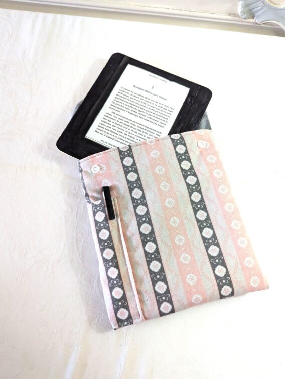 Protège liseuse , avec compartiment pour le stylet , shabby chic gris/rose – Image 2