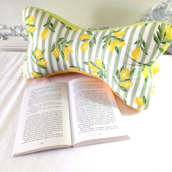 Coussin de lecture  ,cale nuque ,des gros citrons