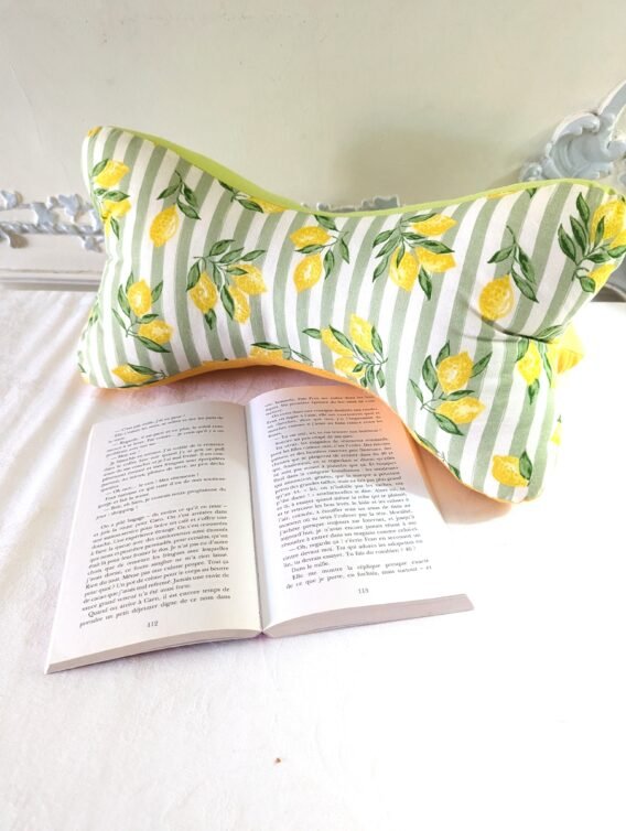 Coussin de lecture  ,cale nuque ,des gros citrons
