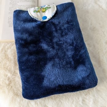 Protège livre format poche avec  rabat, pilou pilou bleu marine