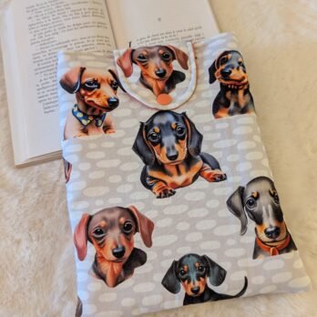 Protège livre format poche , avec rabat, des teckels