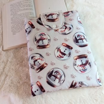 Protège livre format poche , avec rabat, boules de noël