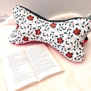 Coussin de lecture , cale nuque , des roses de noël