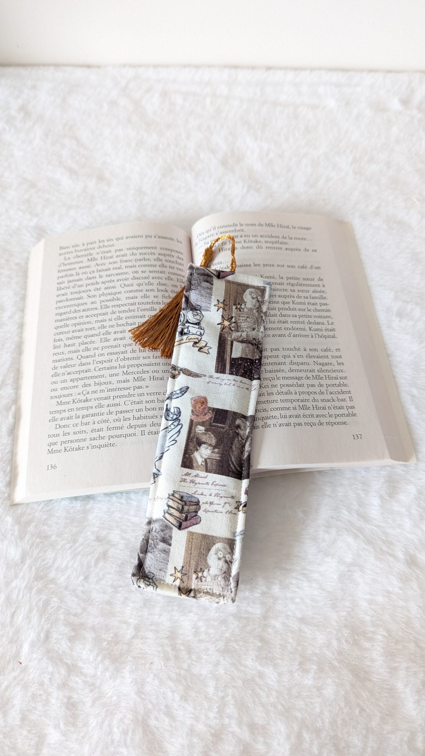 Marque page , en coton , rembourré, avec pompon ,Harry Potter / film