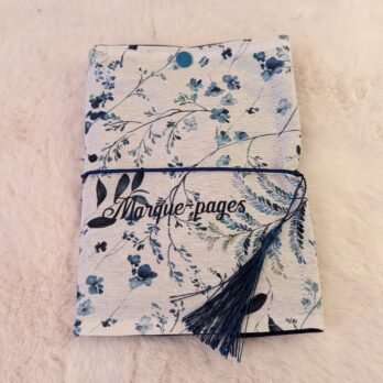 Pochette pour ranger les marque-pages, feuillage bleu