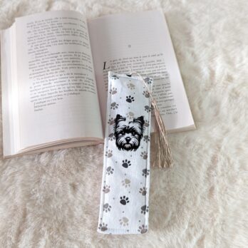 Marque page , en coton , rembourré, avec pompon Yorkshire