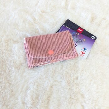 Porte carte en velours rose