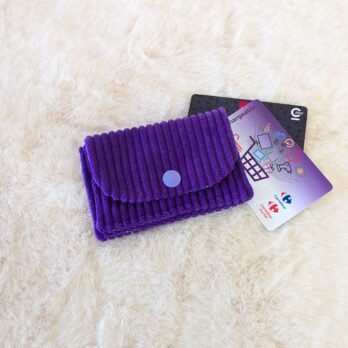 Porte carte en velours violet