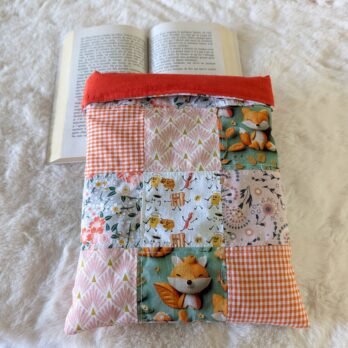 Protège livre format poche ou broché , patchwork orange / renard 3D